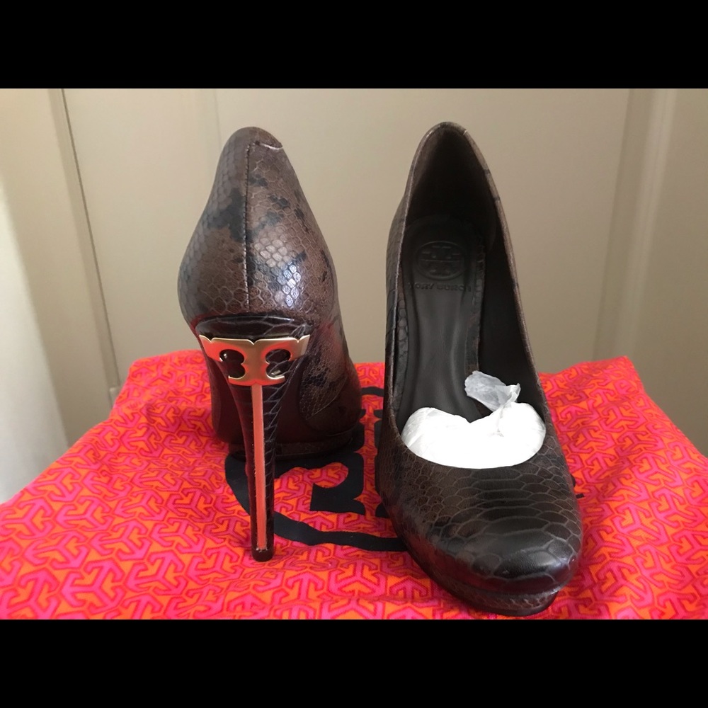 Tory Burch Jude-Amazon snake print shoes